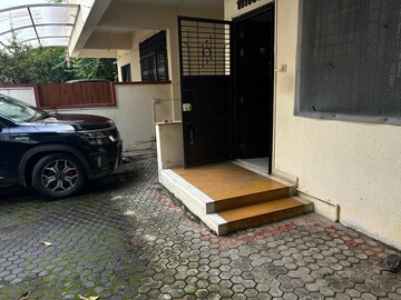 Parking in 4 BHK Apartment at Kalpataru Colony, Karve Nagar – for Sale