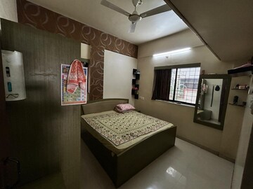 Bedroom in 4 BHK Apartment at Kalpataru Colony, Karve Nagar – for Sale