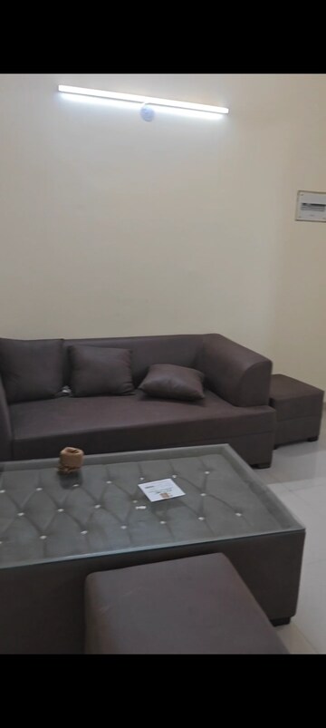 2 BHK Apartment For Rent in Pyramid Heights, Sector 85