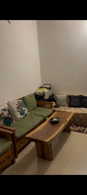 1 BHK Builder Floor For Rent in Sector 23a