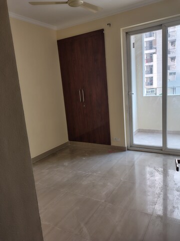 3 BHK Apartment For Rent in Amrapali Leisure Park, Amrapali Leisure Valley