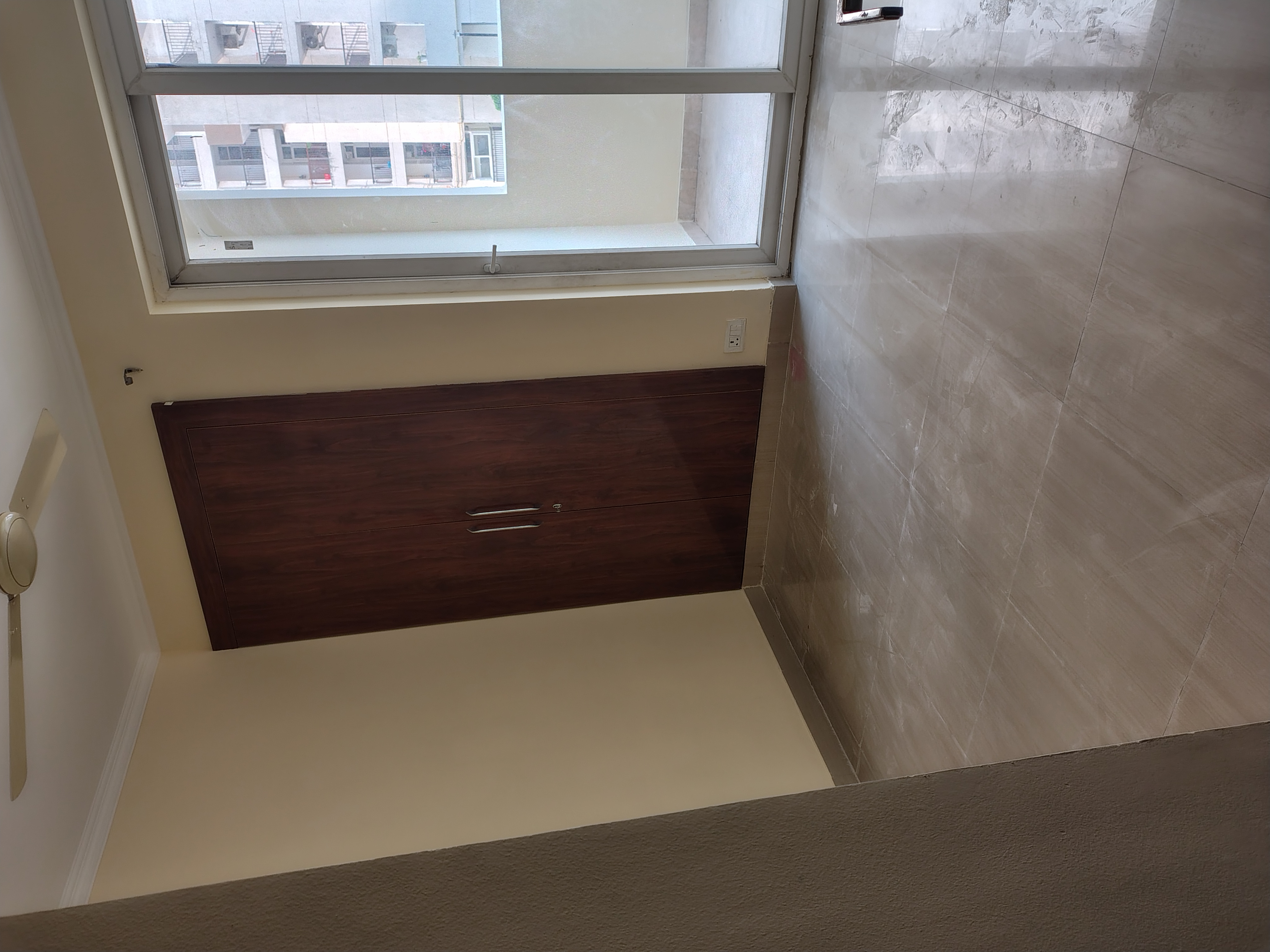 3 BHK + Extra Room Apartment For Rent in Amrapali Leisure Park