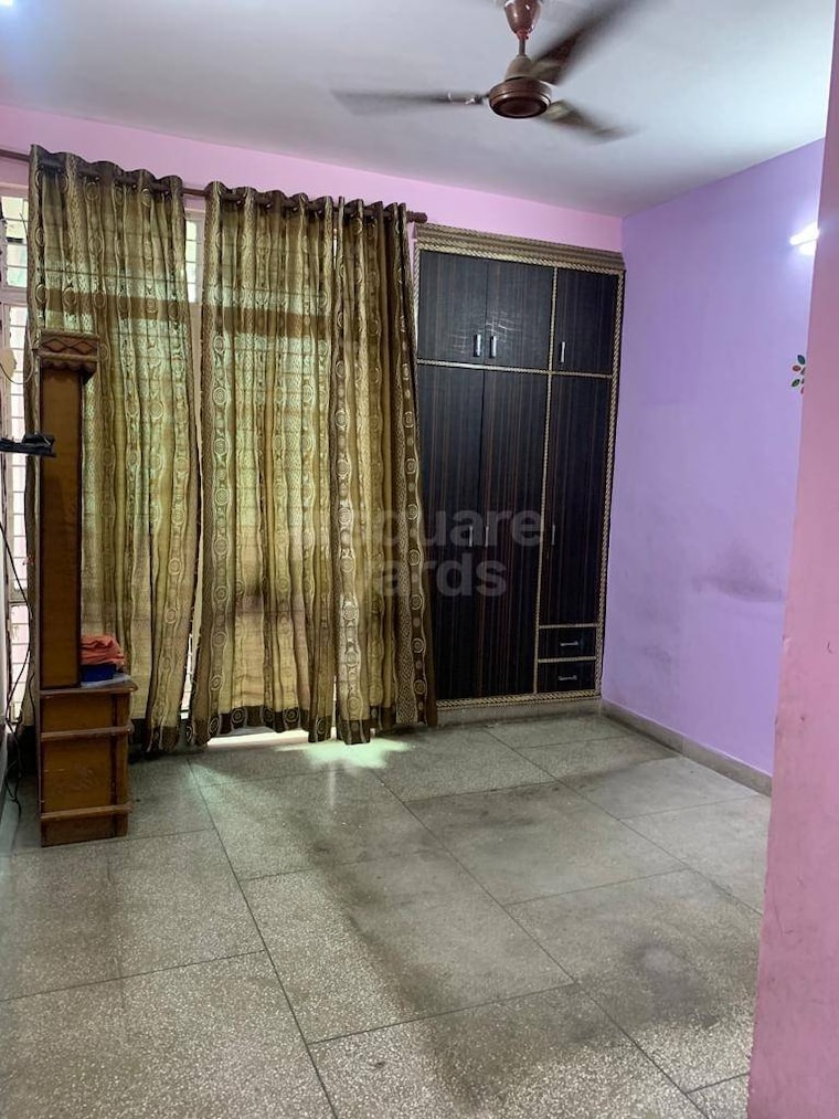 Room, sector 16b dwarka Studio 256 Sq.Ft. Apartment In Sector 16b Dwarka Delhi 9573086