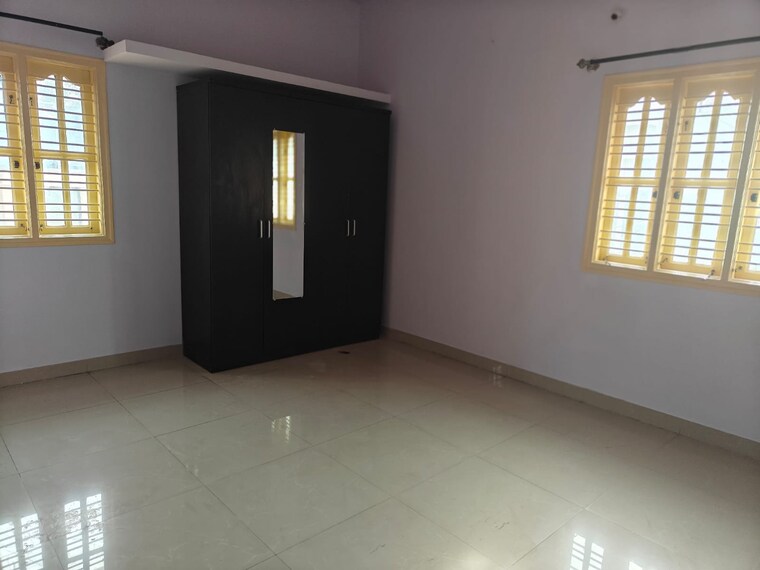Room, bommanahalli 2 Bedroom 1500 Sq.Ft. Builder Floor In Bommanahalli Bangalore 9563963