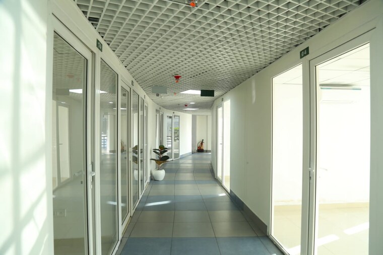 Balcony, rajpur road Commercial Office Space 495 Sq.Ft. In Rajpur Road Dehradun 9573159