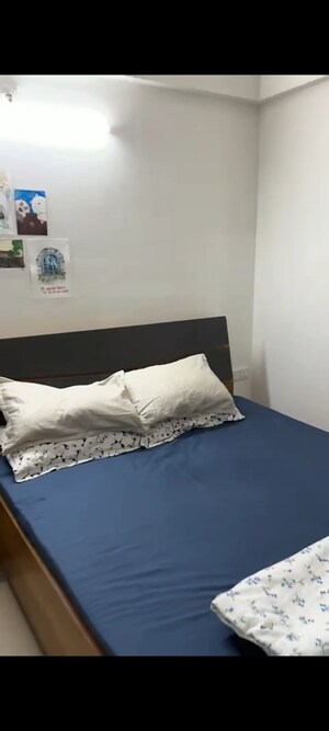 2 BHK Apartment For Rent in Shilp Revanta, Shela