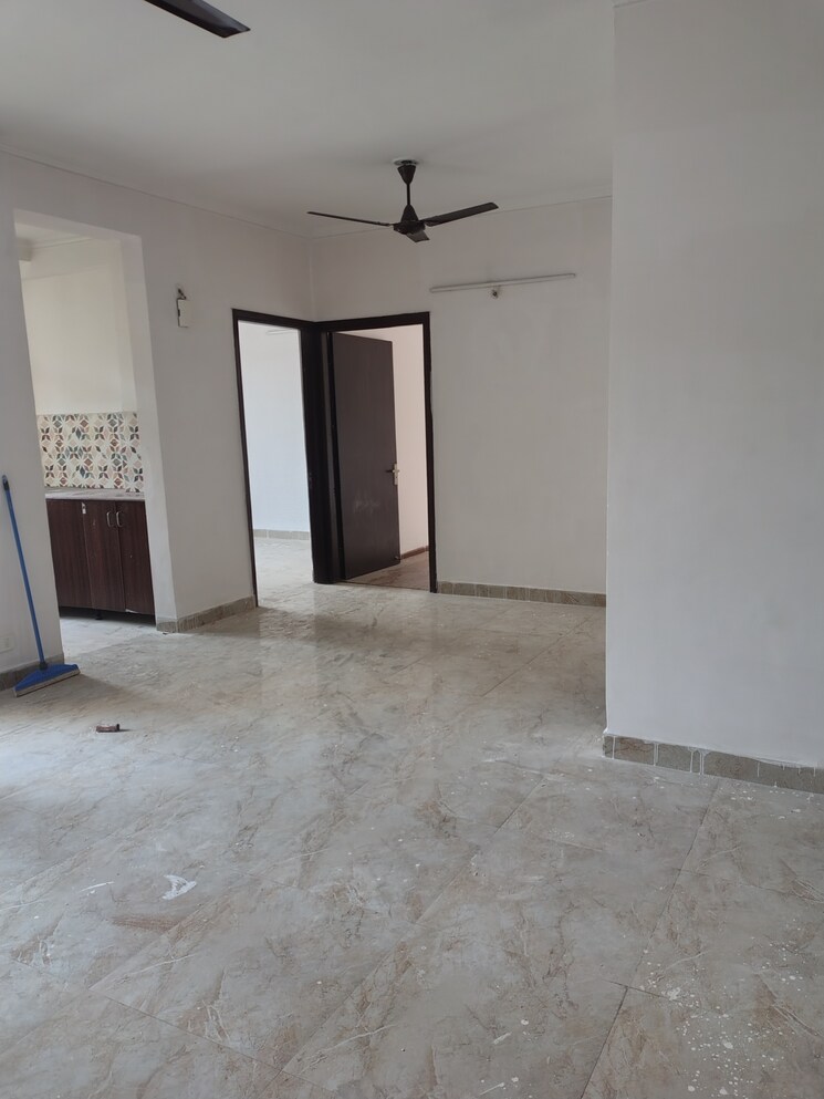 undefined, amrapali-leisure-park 2.5 Bedroom 1225 Sq.Ft. Apartment In Amrapali Leisure Valley Greater Noida 9573219