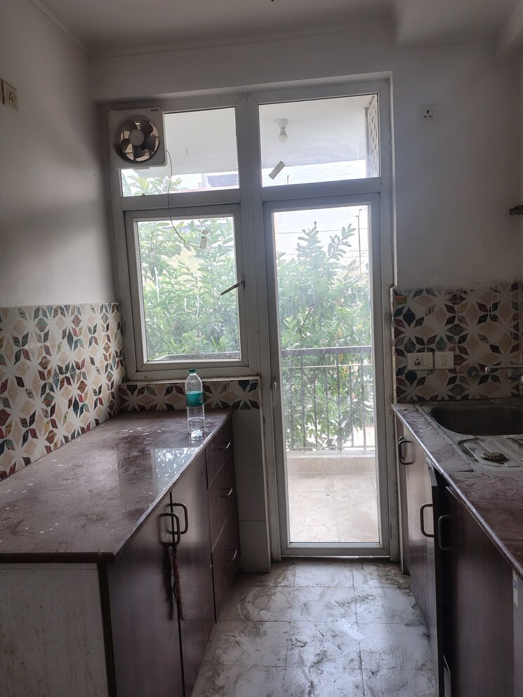 Kitchen, amrapali-leisure-park 2.5 Bedroom 1225 Sq.Ft. Apartment In Amrapali Leisure Valley Greater Noida 9573219