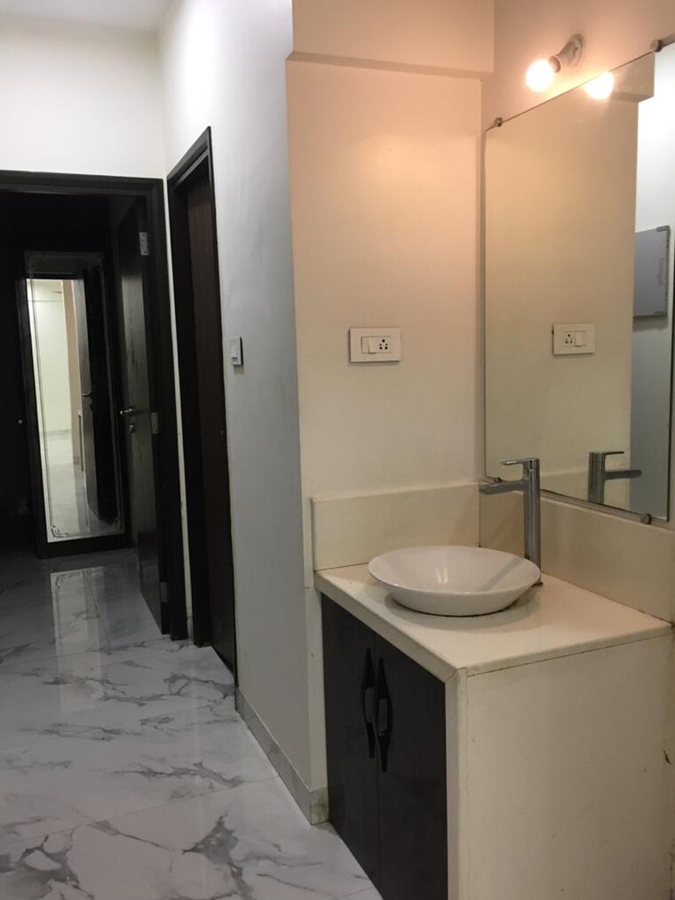 undefined, raheja-ridgewood 2 Bedroom 900 Sq.Ft. Apartment In Goregaon East Mumbai 9573184