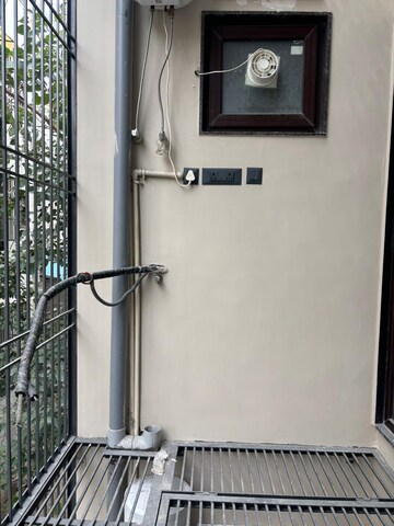  3 BHK Apartment at South Extension ii – for Rent