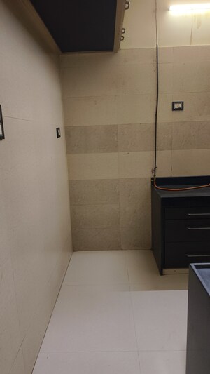 Furnished Amenities in 1 BHK Apartment at Krishna Kalina Market, Santacruz East – for Rent