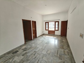 1.5 BHK Independent House For Rent in Sector 9 Panchkula