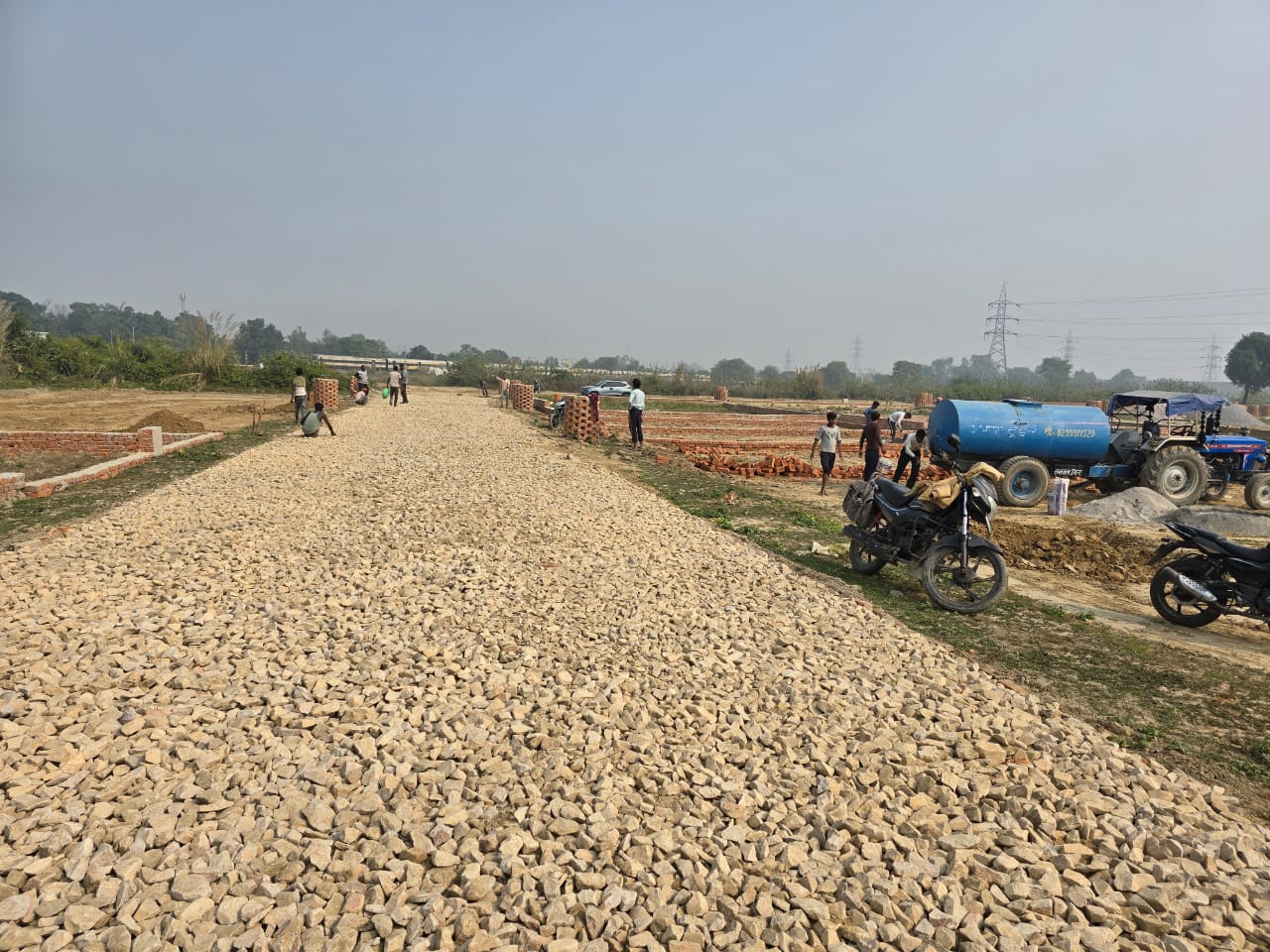 Plot For Sale in Sultanpur Road