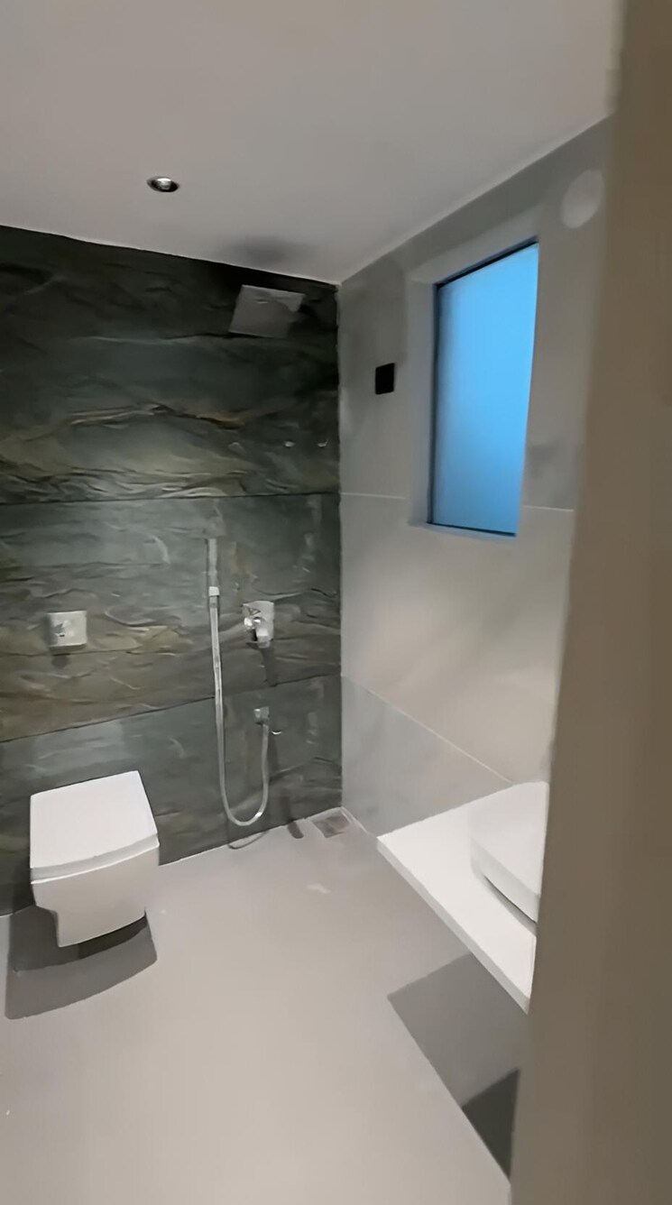 Attached Bathroom, pb-majestic-tower 3 Bedroom 1064 Sq.Ft. Apartment In Nalasopara West Palghar 9573521