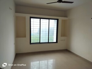 Room in 2 BHK Apartment at Mantri Lavendula, Chandani Chowk – for Rent