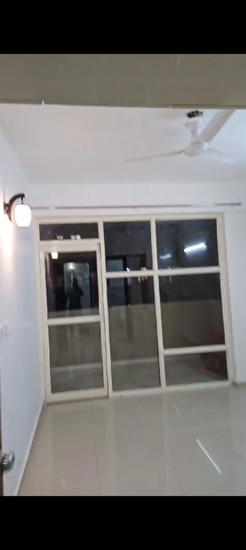 Furnished Amenities in 2 BHK Apartment at Pyramid Heights, Sector 85 – for Rent