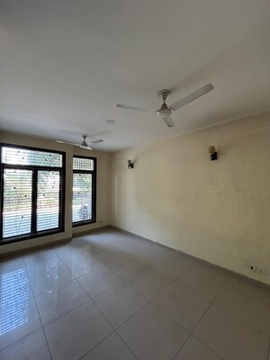 Room in 2 BHK Apartment at Wave Floors, Mahurali – for Rent