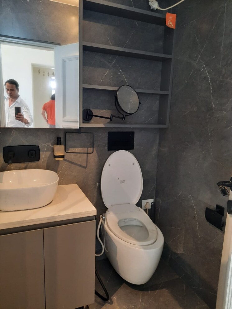 Bathroom, dwarka 1 RK 250 Sq.Ft. Builder Floor In Dwarka Delhi 9573600