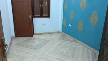 Room in 2 BHK Builder Floor at Vaishali Sector 2 – for Rent