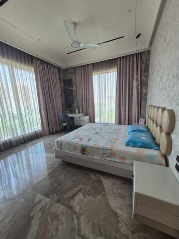 Bedroom in 4 BHK Apartment at Worli Residency, Worli – for Rent