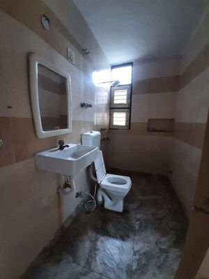 Master Bedroom in 2 BHK Builder Floor at Dwarka – for Rent