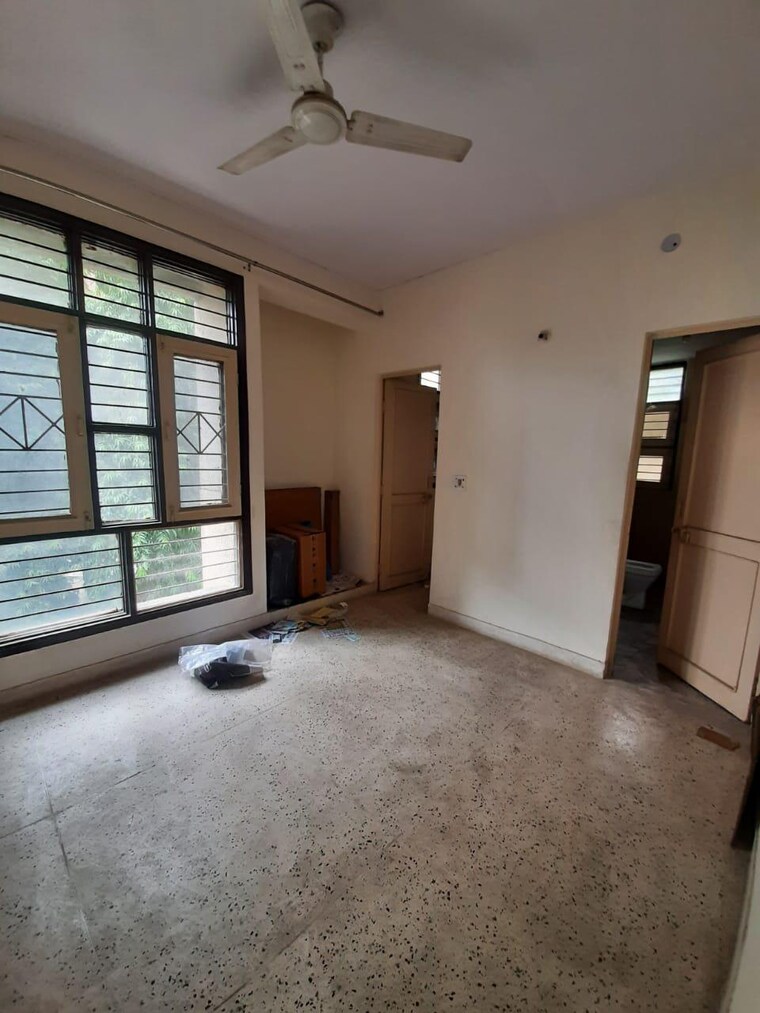 Room, dwarka 2 Bedroom 700 Sq.Ft. Builder Floor In Dwarka Delhi 9573630