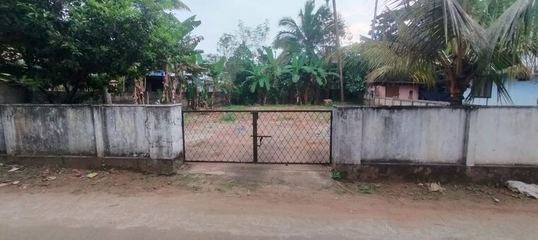 Balcony, kuttoor  4356 Sq.Ft. Plot In Kuttoor Thrissur 9573658