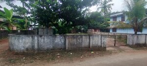  Plot For Sale in Kuttoor