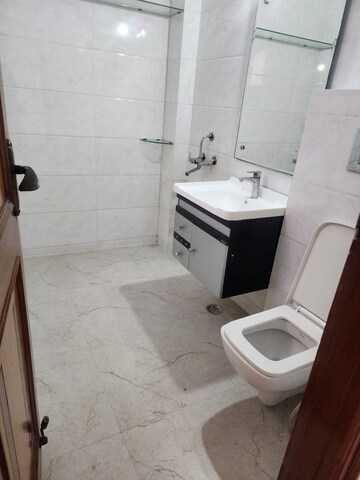 Bathroom in 4 BHK Builder Floor at Vaishali Sector 2 – for Rent