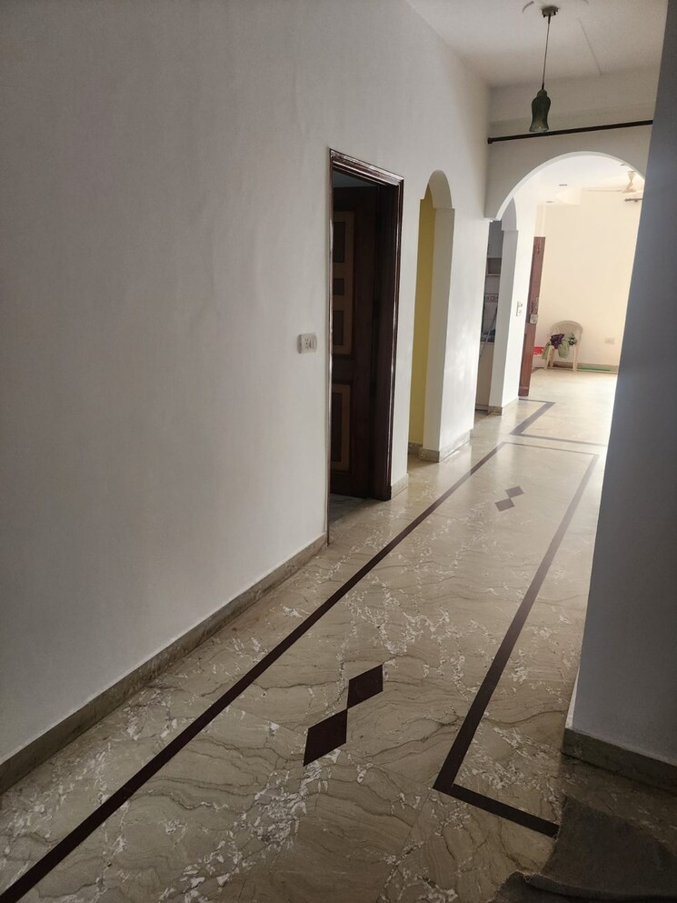 undefined, vaishali sector 2 4 Bedroom 2150 Sq.Ft. Builder Floor In Vaishali Sector 2 Ghaziabad 9573672