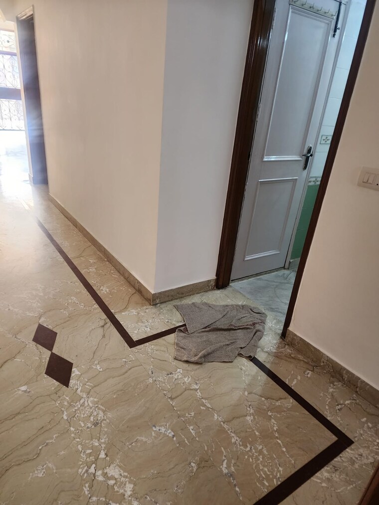 undefined, vaishali sector 2 4 Bedroom 2150 Sq.Ft. Builder Floor In Vaishali Sector 2 Ghaziabad 9573672