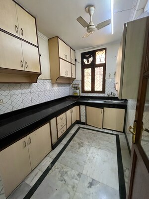 Kitchen in 3.5 BHK Builder Floor at Sanskriti Apartments Gurgaon, Sector 44 – for Rent