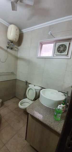Bathroom in 1 RK Builder Floor at Dwarka – for Rent