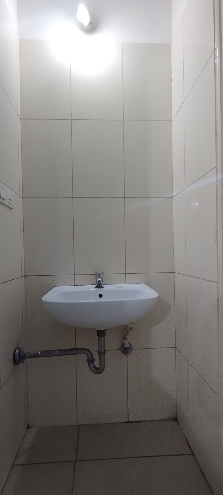 Bathroom, nanded-city-sarang 2 Bedroom 872 Sq.Ft. Apartment In Nanded Pune 9573741