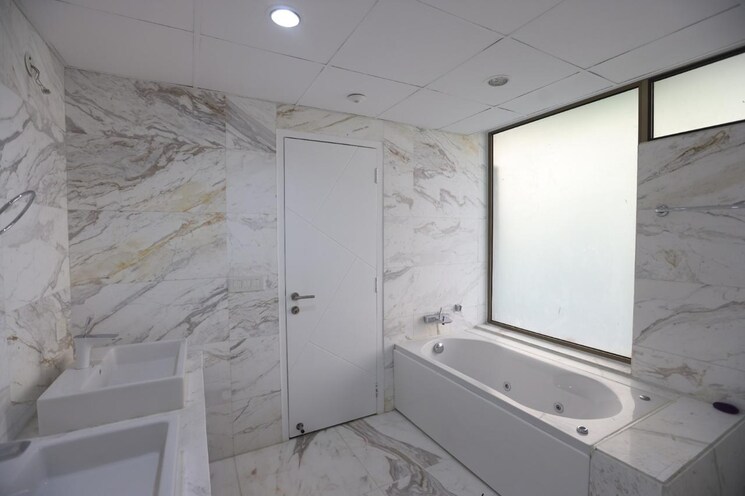 Kitchen, tata-primanti-villas 5 Bedroom 8500 Sq.Ft. Villa In Sector 72 Gurgaon 9573775