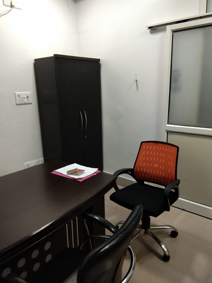 Team Area, dwarka Commercial Office Space 900 Sq.Ft. In Dwarka Delhi 9573872