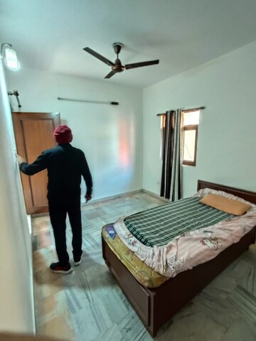 3 BHK Builder Floor For Sale in Gyan Khand ii