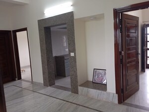 Room in 3.5 BHK Apartment at Sector 27a – for Sale