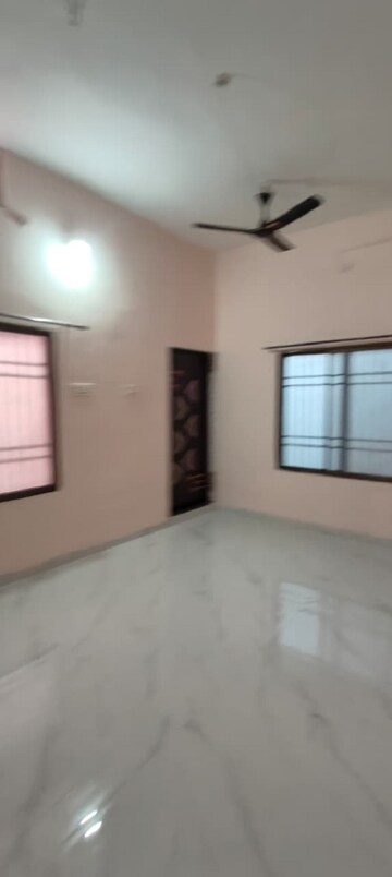 Room in 1 BHK Independent House at Mahadeo Ghat Road – for Rent