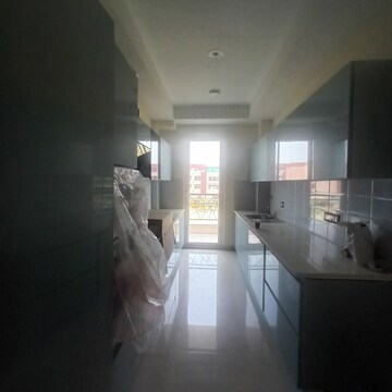 Living Room in 4 BHK Apartment at Aradhya Homes, Sector 67a – for Rent