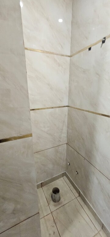 Bathroom in 2 BHK Builder Floor at Dwarka Mor – for Rent