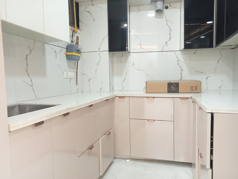 Kitchen, mahavir enclave 1 3 Bedroom 900 Sq.Ft. Builder Floor In Mahavir Enclave 1 Delhi 9573917