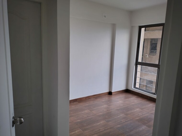 Room, vaishnodevi circle 2 Bedroom 1240 Sq.Ft. Apartment In Vaishnodevi Circle Ahmedabad 9573930