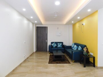 Living Room in 3 BHK Builder Floor at Vidhi Apartment IP Extension, Ip Extension – for Rent