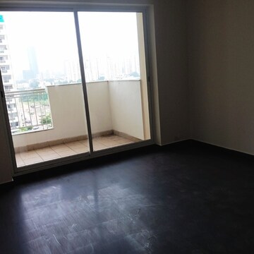 Room in 4 BHK Apartment at Bestech Park View Spa Next, Sector 67 – for Rent