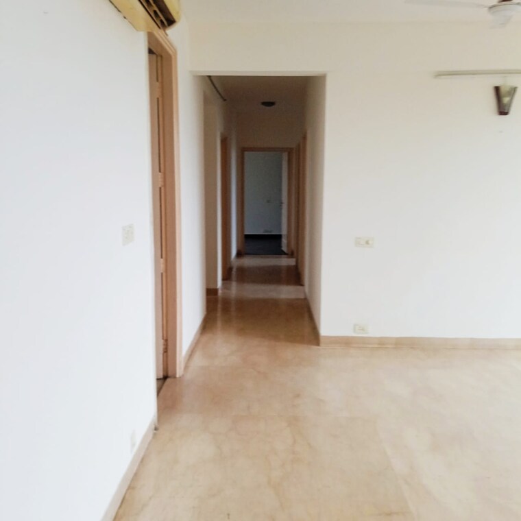 Room, bestech-park-view-spa-next 4 Bedroom 2350 Sq.Ft. Apartment In Sector 67 Gurgaon 9574017