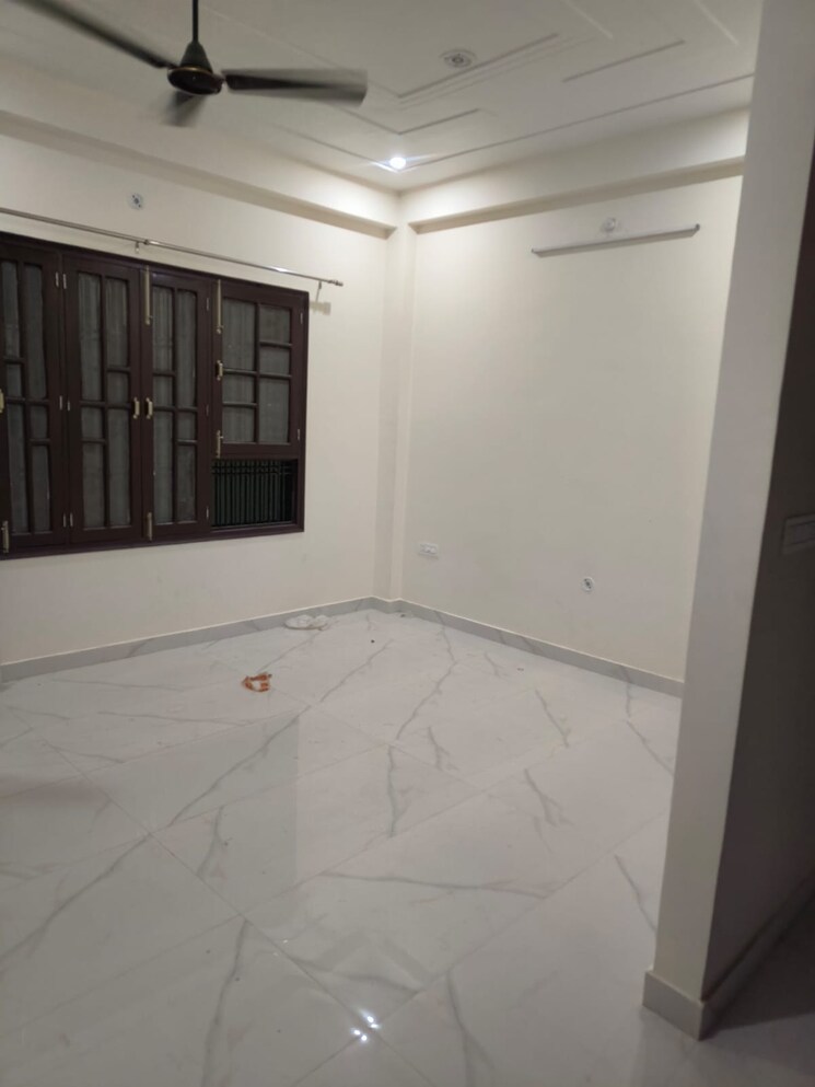 Room, gomti nagar 2 Bedroom 1250 Sq.Ft. Independent House In Gomti Nagar Lucknow 9574051