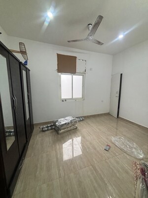 Room in 2 BHK Builder Floor at Nehru Enclave – for Rent