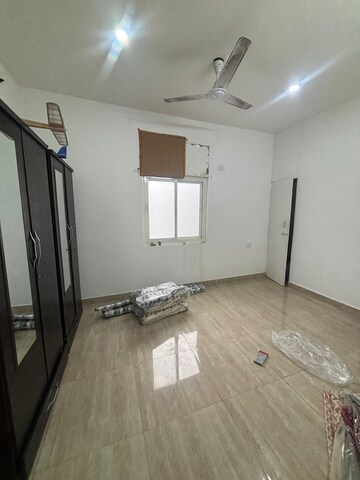 Room in 2 BHK Builder Floor at Nehru Enclave – for Rent