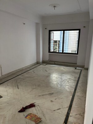 Room in 3 BHK Apartment at Boring Road – for Rent